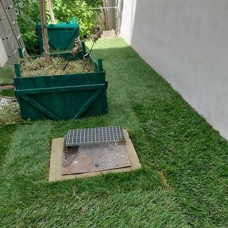 Stilvolle Wohnung Mit Terrasse/Garten Vídeň Exteriér fotografie