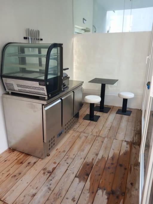 Stilvolle Wohnung Mit Terrasse/Garten Vídeň Exteriér fotografie
