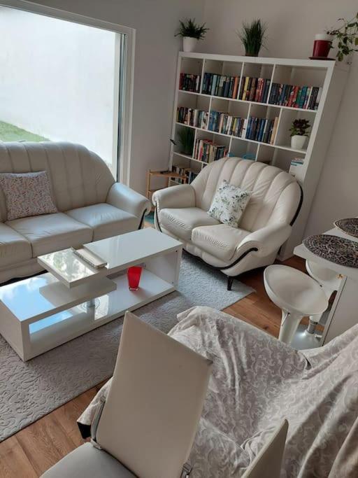 Stilvolle Wohnung Mit Terrasse/Garten Vídeň Exteriér fotografie